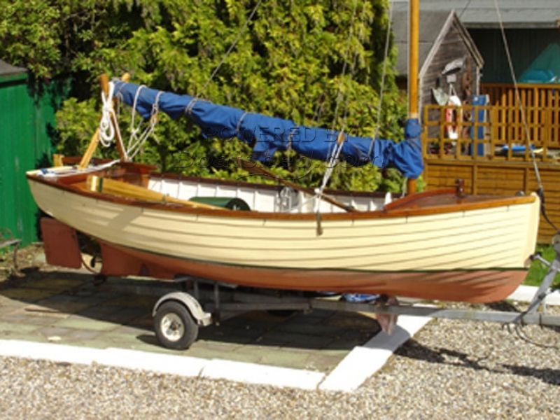Salcombe Bay Bass Boat
