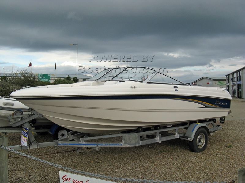 Chaparral 180 SSi Bowrider
