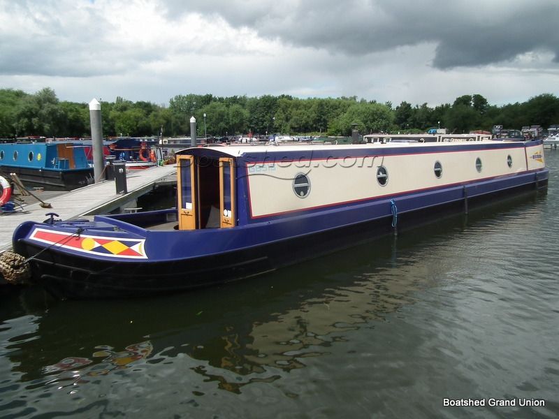 Narrowboat 57ft Semi Traditional Superb Fit-out