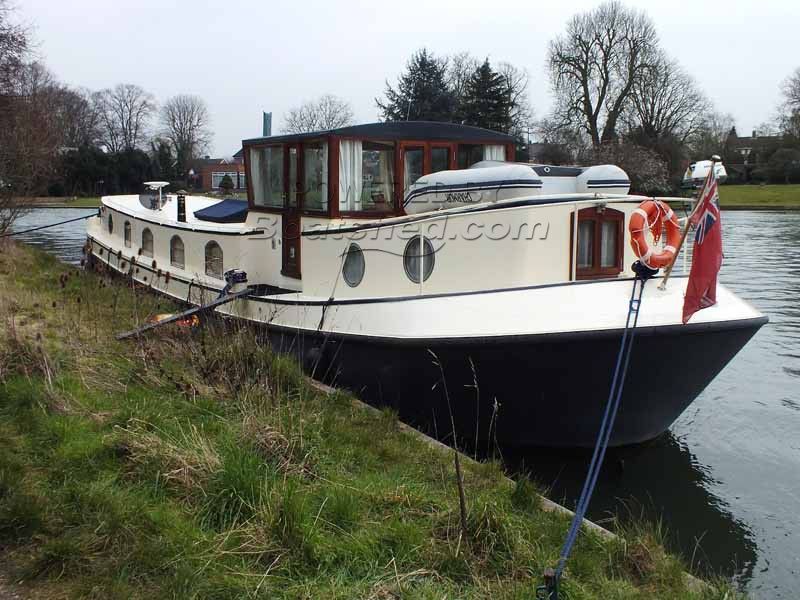 Bluewater Boats 70 Luxemotor Dutch Barge