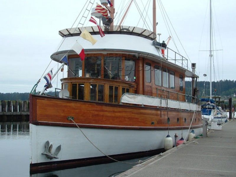 Classic 58 Motor Yacht