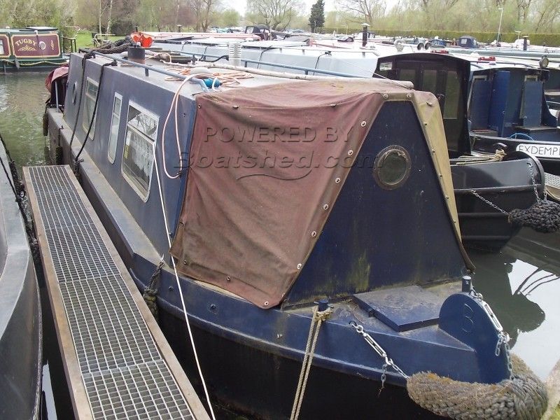 Narrowboat 30ft Cruiser Stern Project Completion