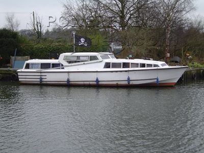 Powells 40 On A Residential Mooring