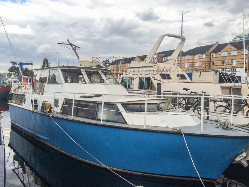 Motor Yacht 40ft Houseboat