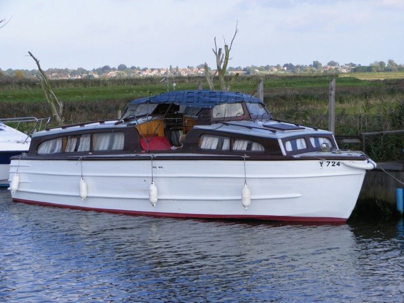 Broads Cruiser Type By Smith & Forster