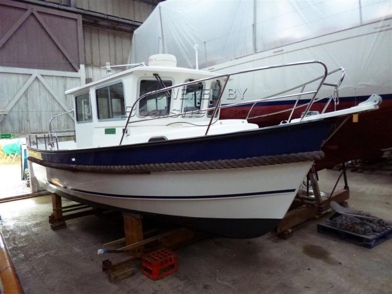 Hardy Fishing 24 Extended Wheelhouse For Sale 7 31m 2000