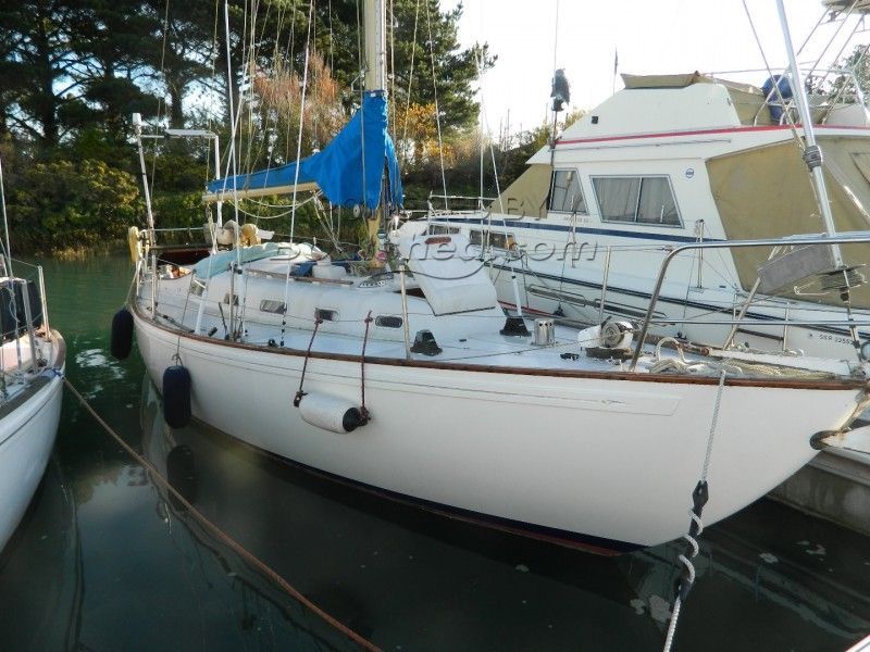 rival 32 sailboat for sale