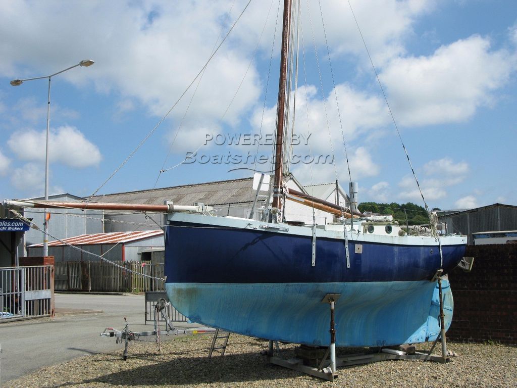 Sea Scamp Gaff Cutter For Sale, 8.40m, 2005