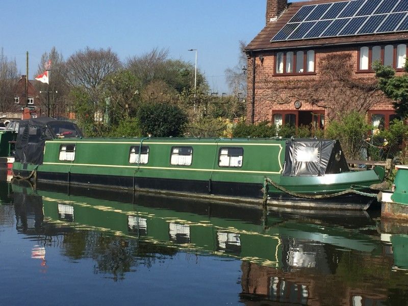 Narrowboat 52ft Cruiser Stern One Owner From New