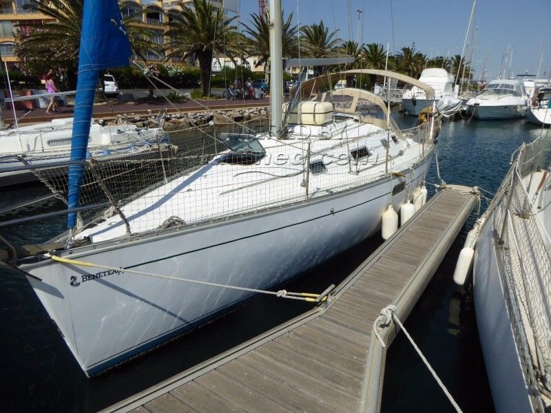 Beneteau 300 With Med Mooring  900 Euros Per Year