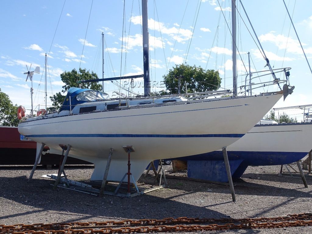 legend 34 sailboat