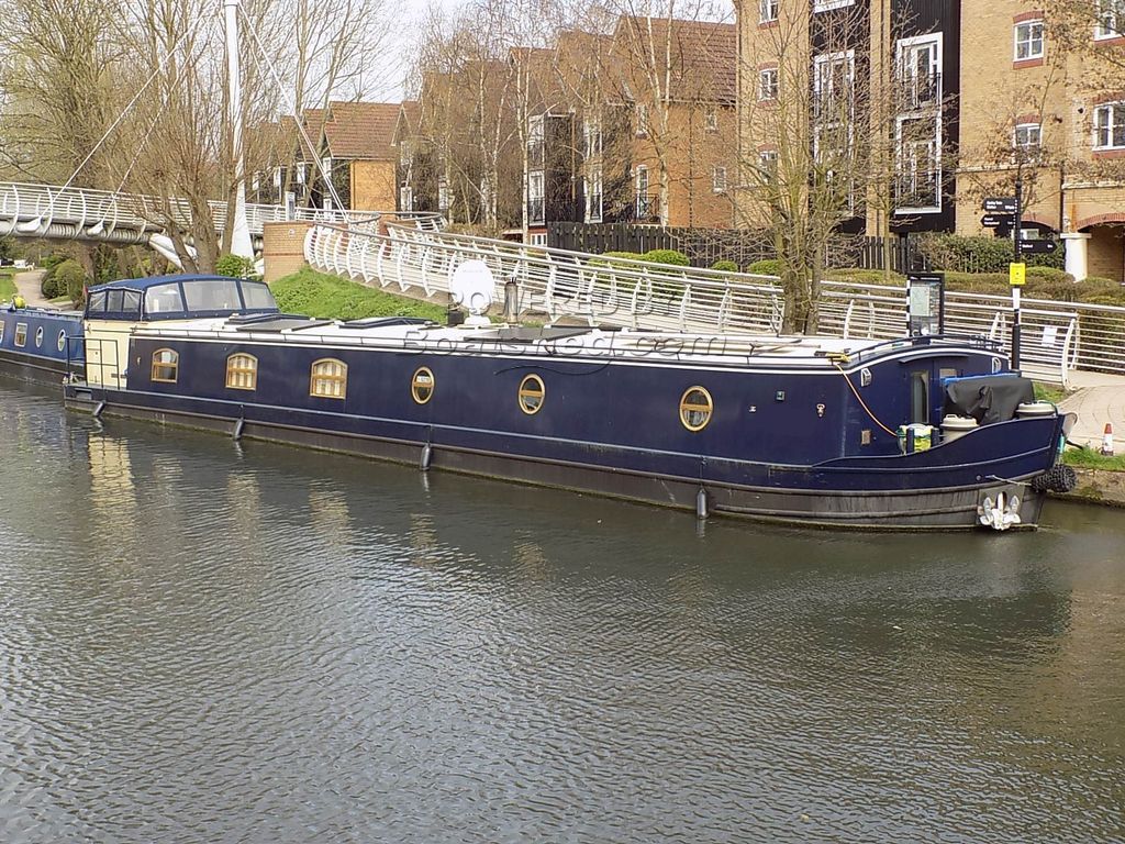 Wide Beam With Mooring 68ft Kingsley Barge