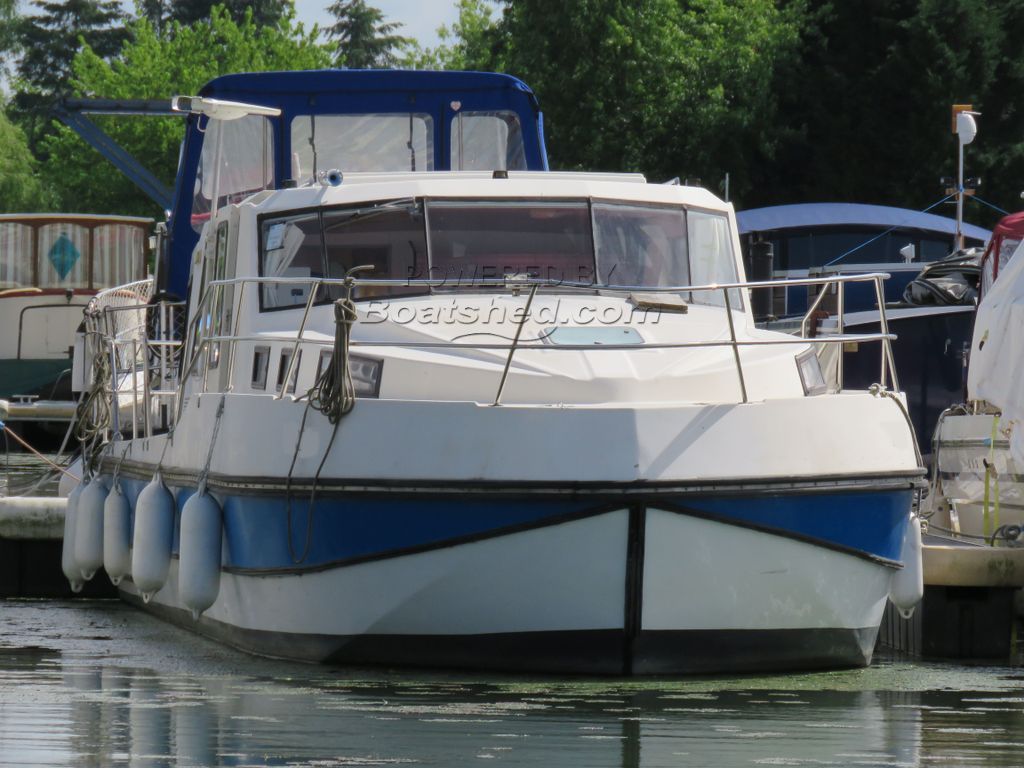 Nicols Riviera 1130 River Cruiser