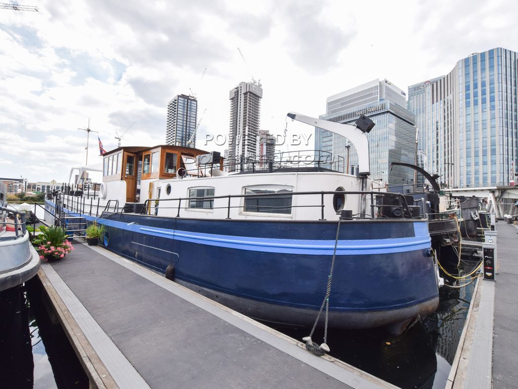 Belgian Spitz Barge 28m On London Mooring