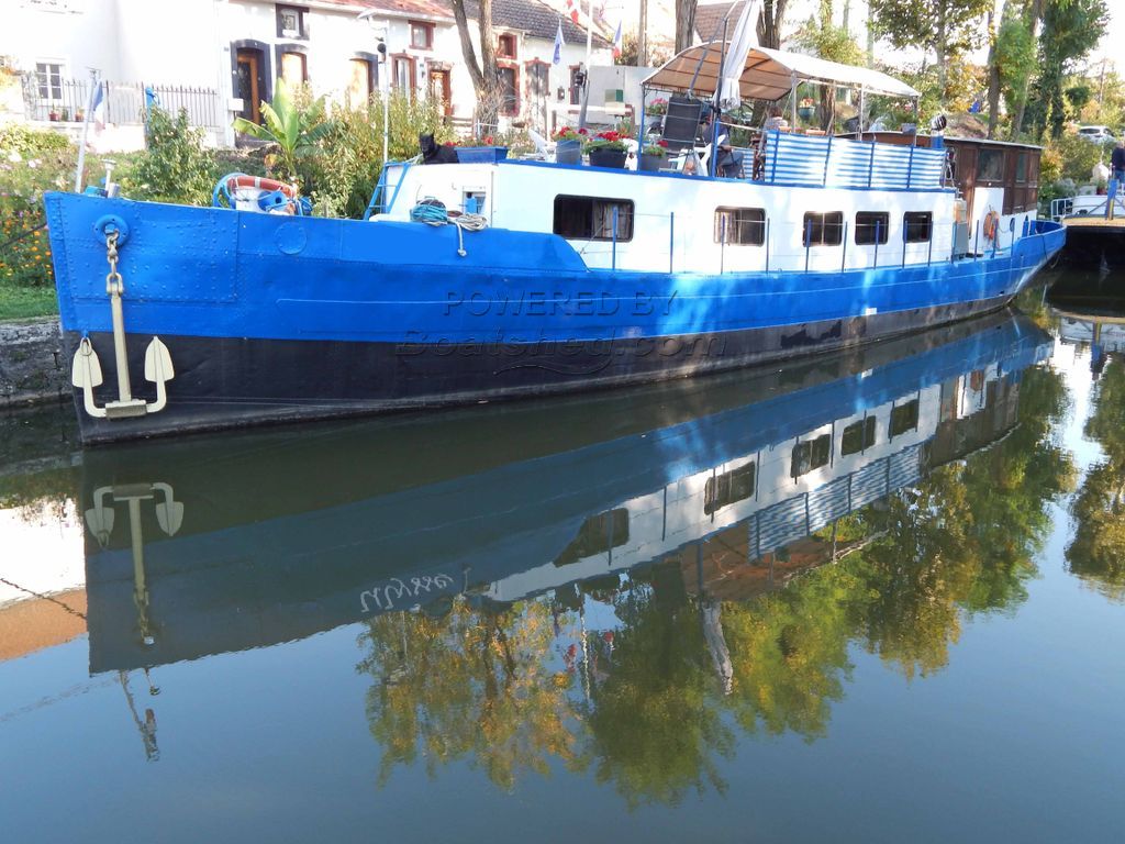 Barge Dutch Bateau Logement Habitable Avec COT Et Jardin Attenant