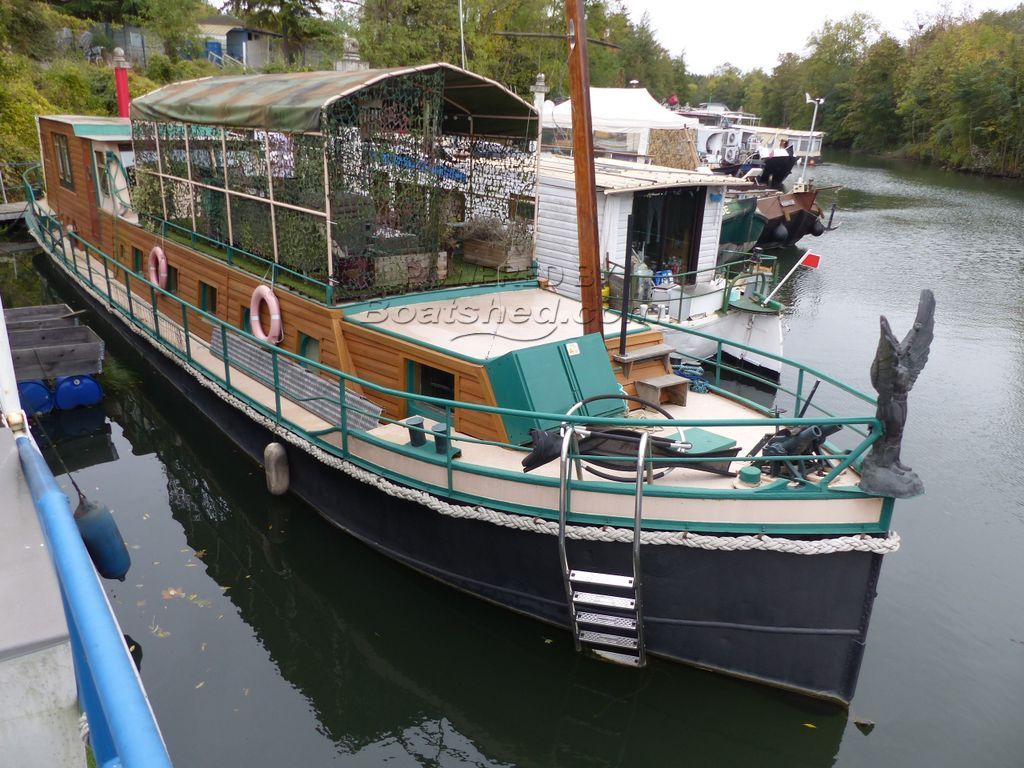 Luxemotor Dutch  Barge PENICHE LOGEMENT NAVIGANTE