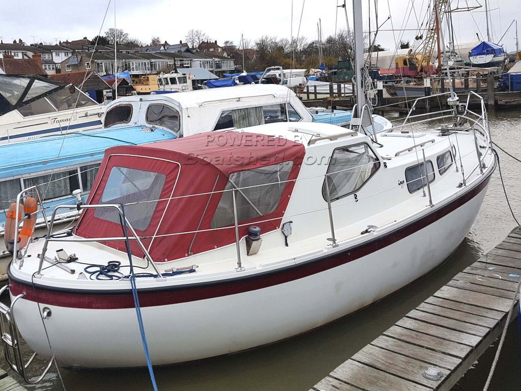 lm 27 yacht for sale