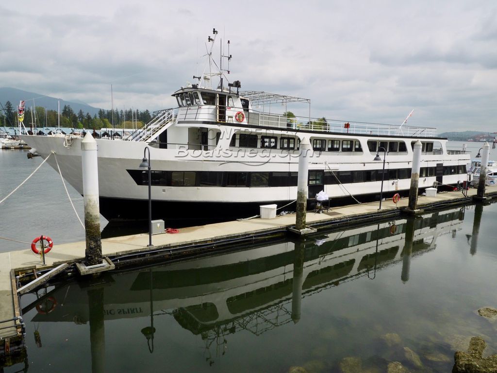 Blount Marine Corporation Commercial Passenger Vessel Dinner Cruise Charter