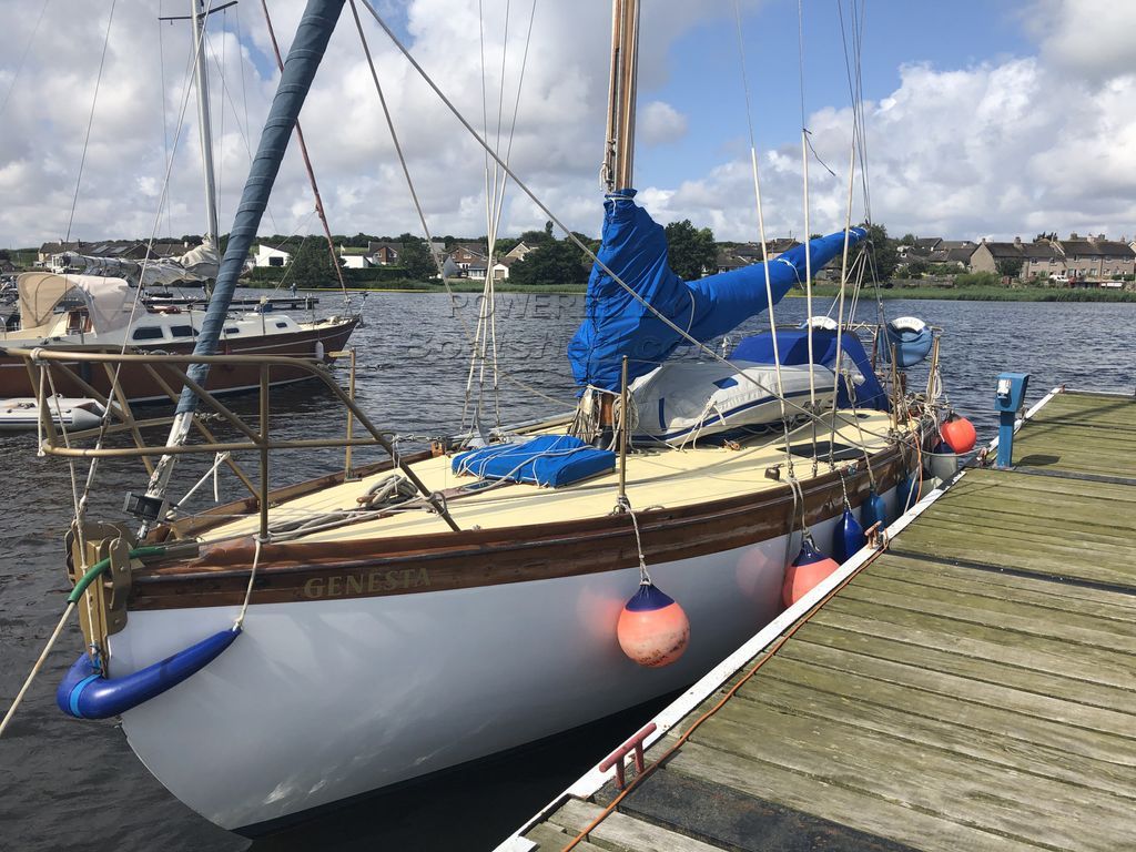 William King & Sons Classic Wooden Sloop 32'