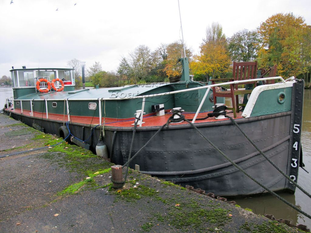 Barge 17m With Thames Mooring