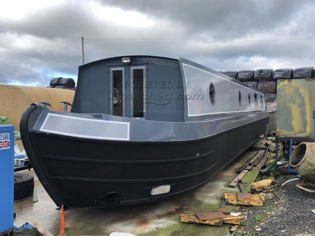 Wide Beam 53ft Cruiser Stern Re-furbished At Factory