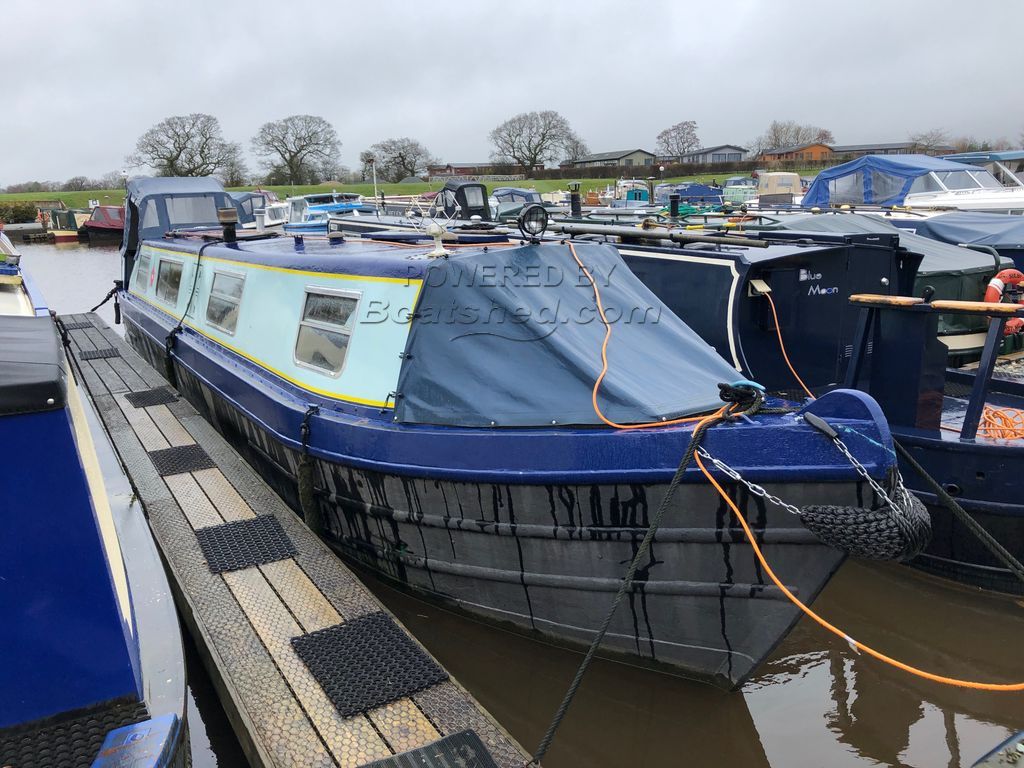 Dartline Narrowboat 45ft Cruiser Stern Steel Hull With GRP Top