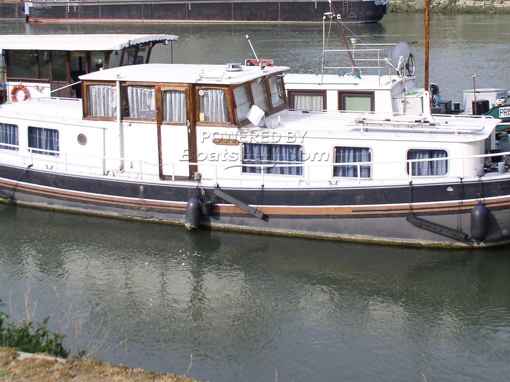 Barge Live Aboard PETITE PENICHE LOGEMENT NAVIGANTE