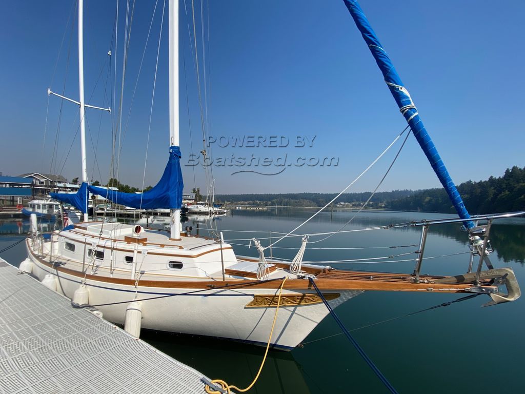 fuji 32 sailboat