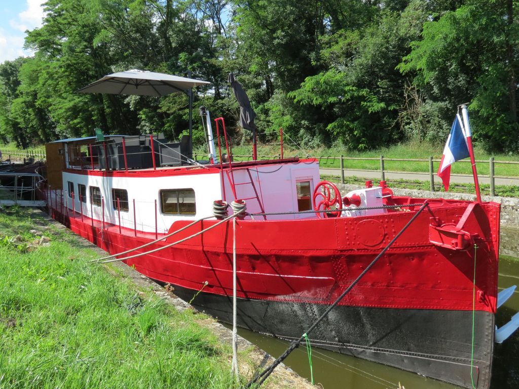Barge Dutch Live Aboard Boat