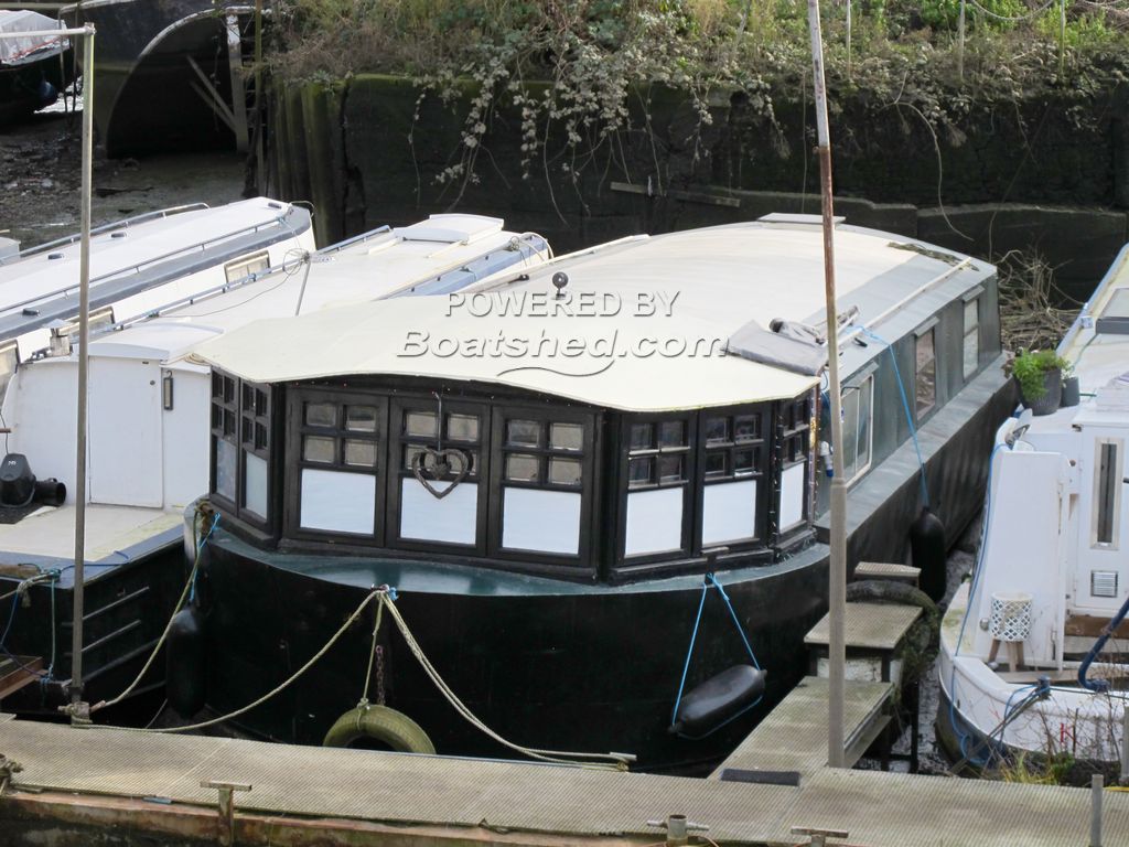 Houseboat 40ft With London Mooring