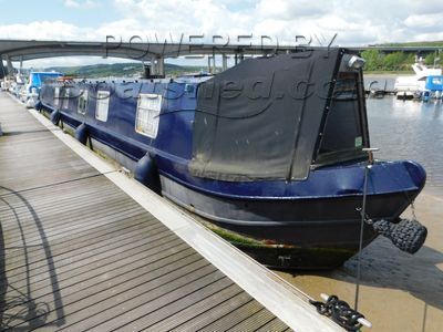 Club Line Steel Cruiser Stern Narrowboat Fully Furnished