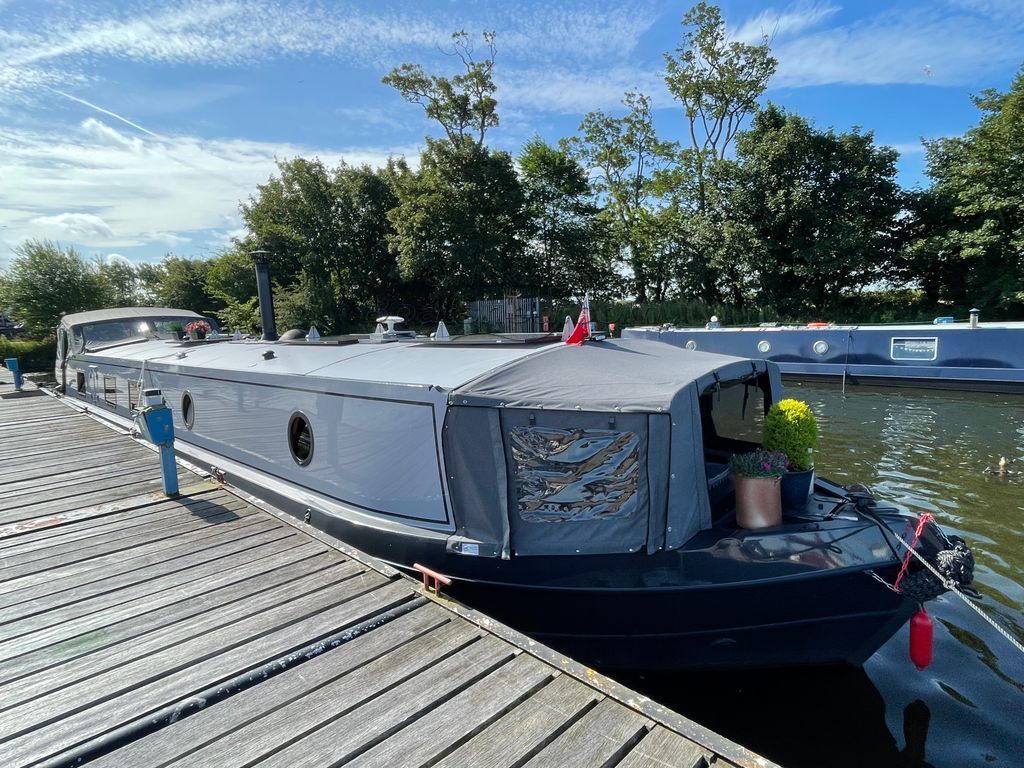 Wide Beam 60' X 12'6" Cruiser Stern Priced To Sell