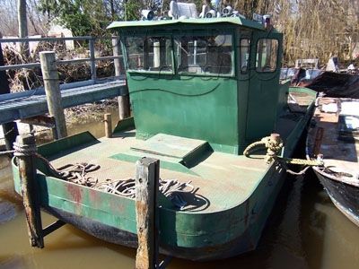 1987 Push / Tug River Boat
