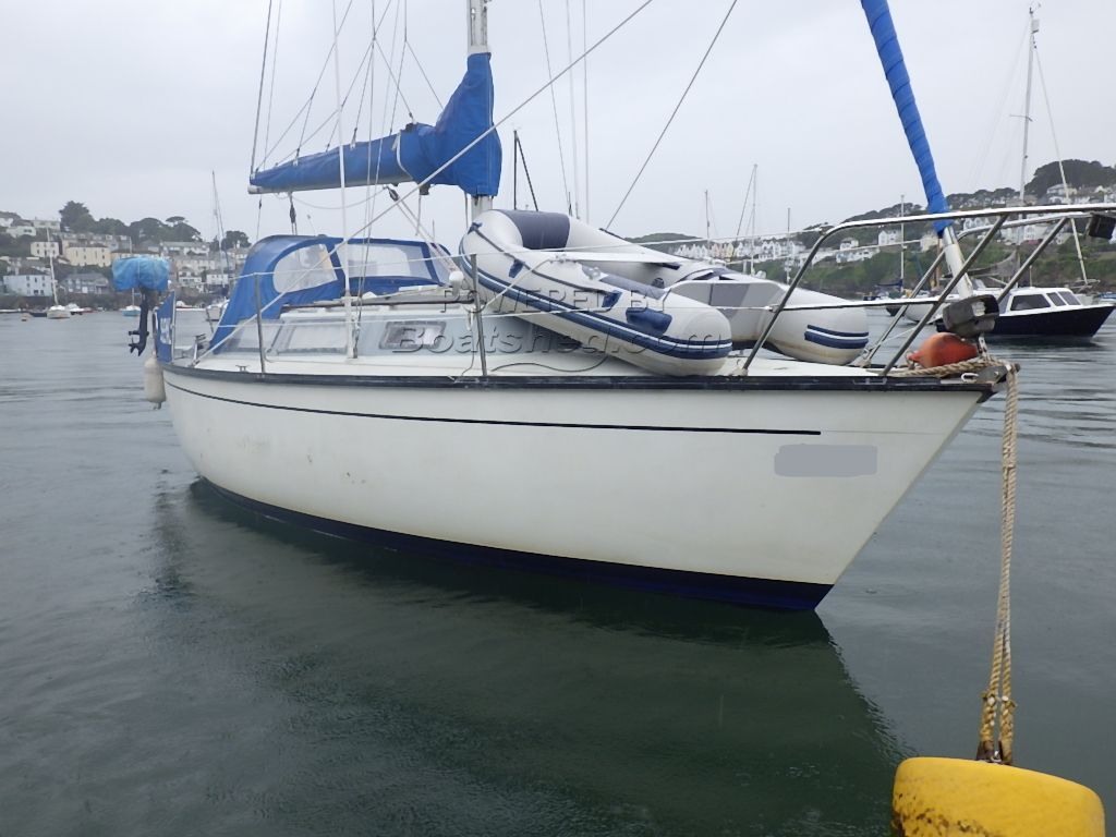Dufour 2800 Sailing Yacht