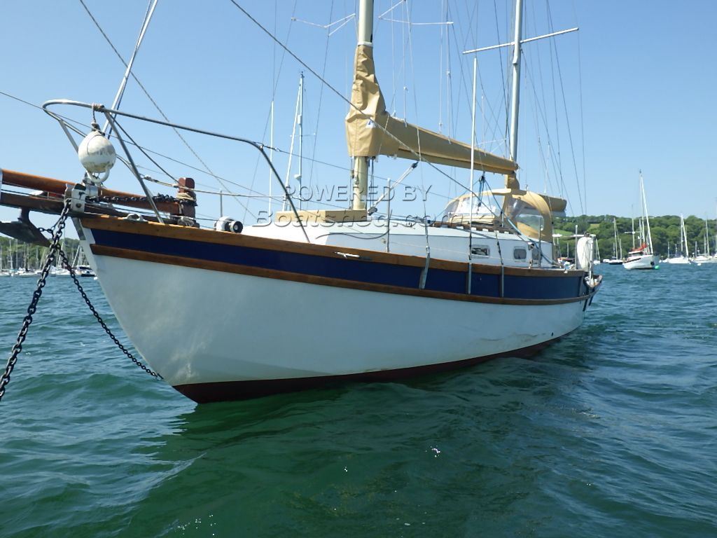 Golden Hind 31 Sailing Yacht