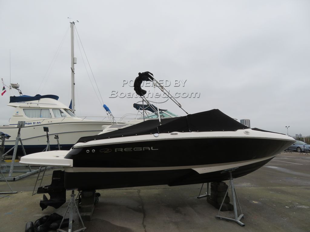 Regal 1900 LSR BOWRIDER WITH TRAILER