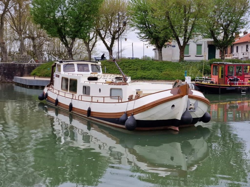 Dutch Barge Skutsje Péniche Logement Style Tjalk