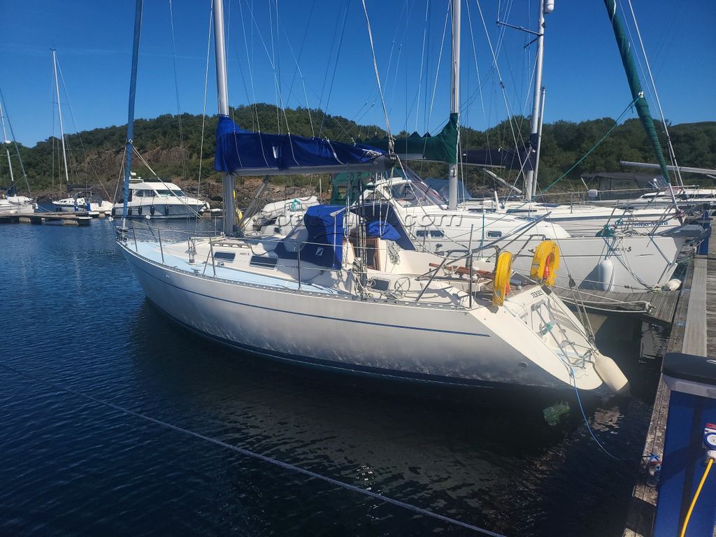 Hanse 331