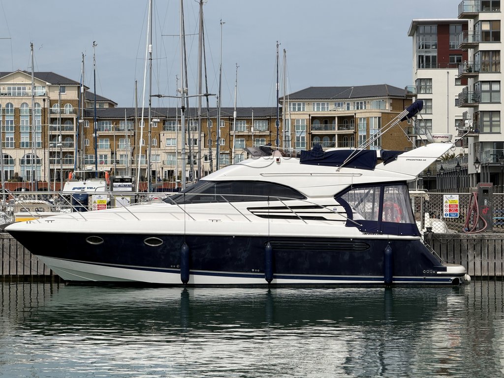 Fairline Phantom 38