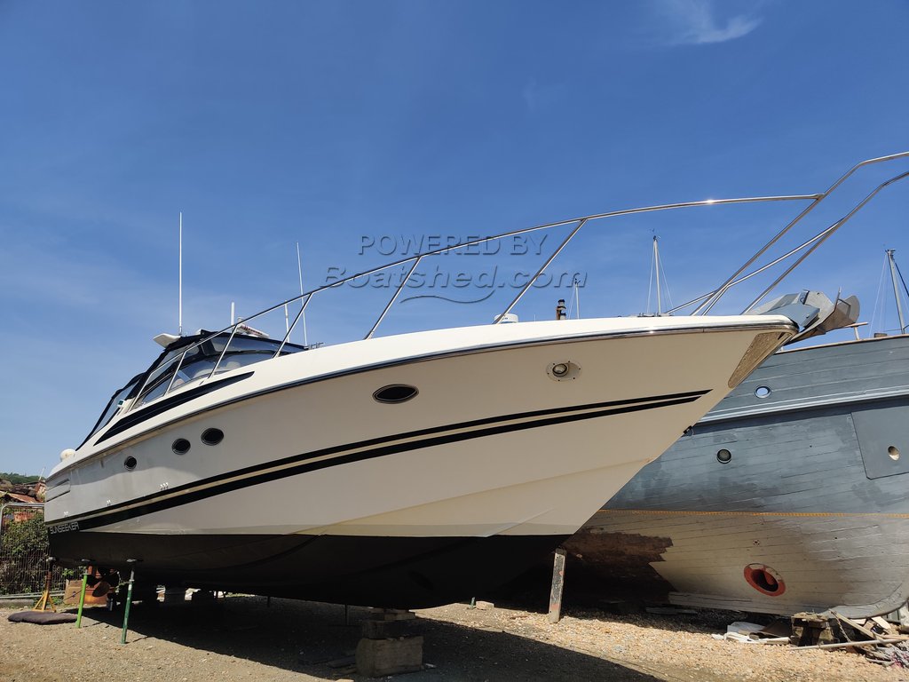 Sunseeker Mustique 42