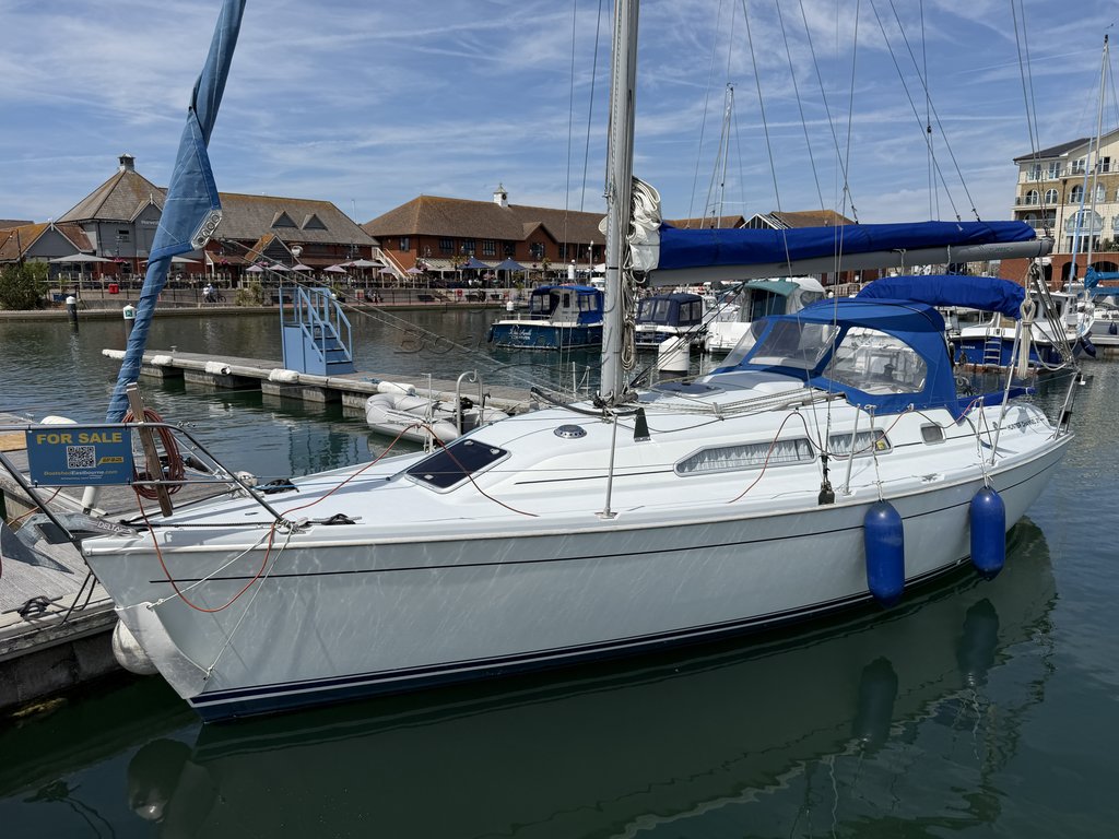 Hunter Channel 31