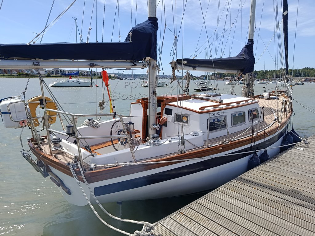Endurance 35 Bluewater Cruising Ketch