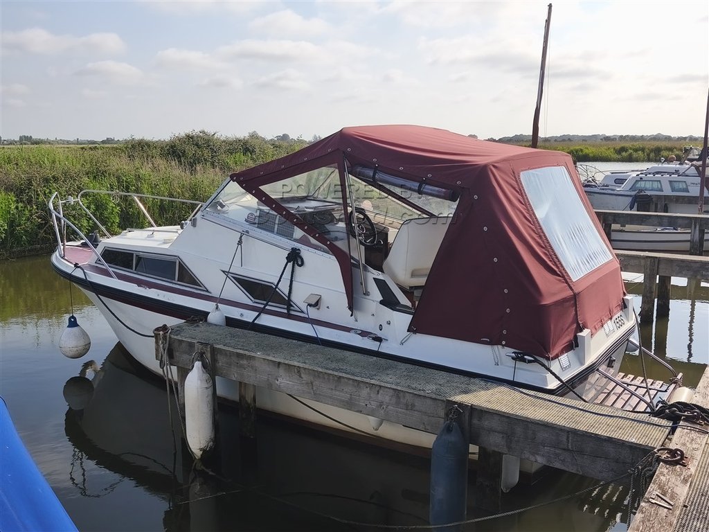 Fairline Holiday