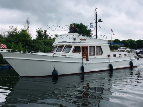 ALTENA Trawler 1300 TRAWLER - DUAL HELM POSITION - CAT.C