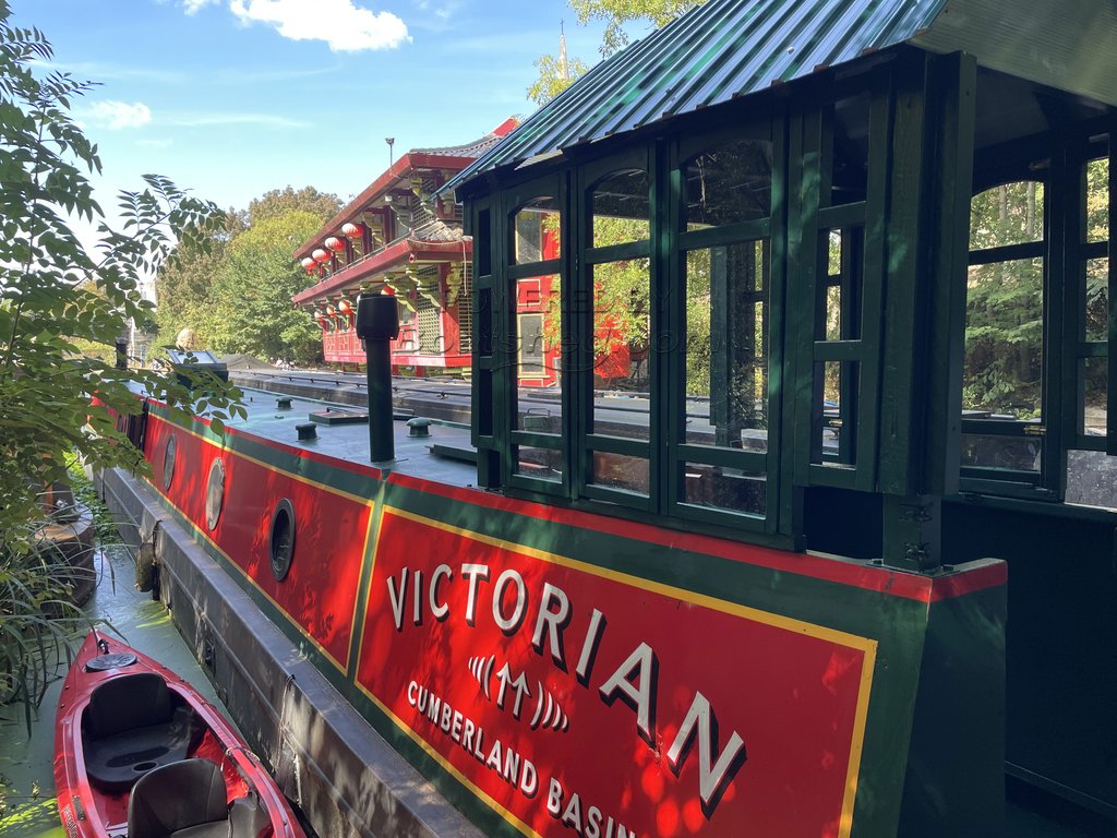 Narrowboat 65ft Semi Trad With Residential London Mooring