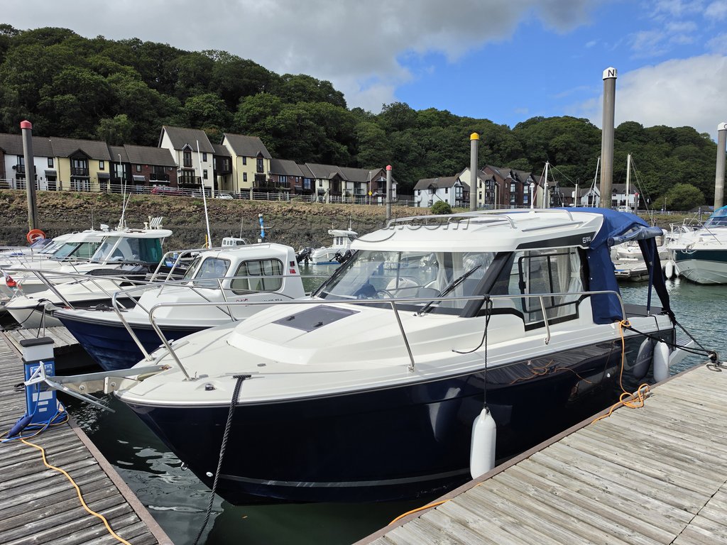 Jeanneau Merry Fisher 695