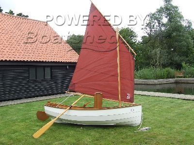 Traditional Broads Lugsail Dinghy