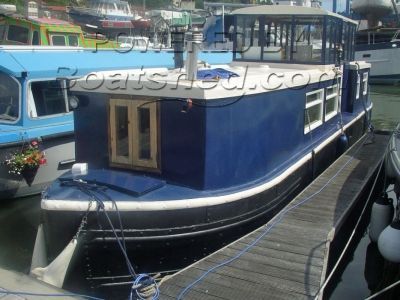 Live Aboard Narrrow Boat