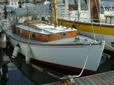 Sloop Rigged Sailing Boat