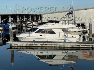 Zeta 32 Power Catamaran Two Stateroom Layout